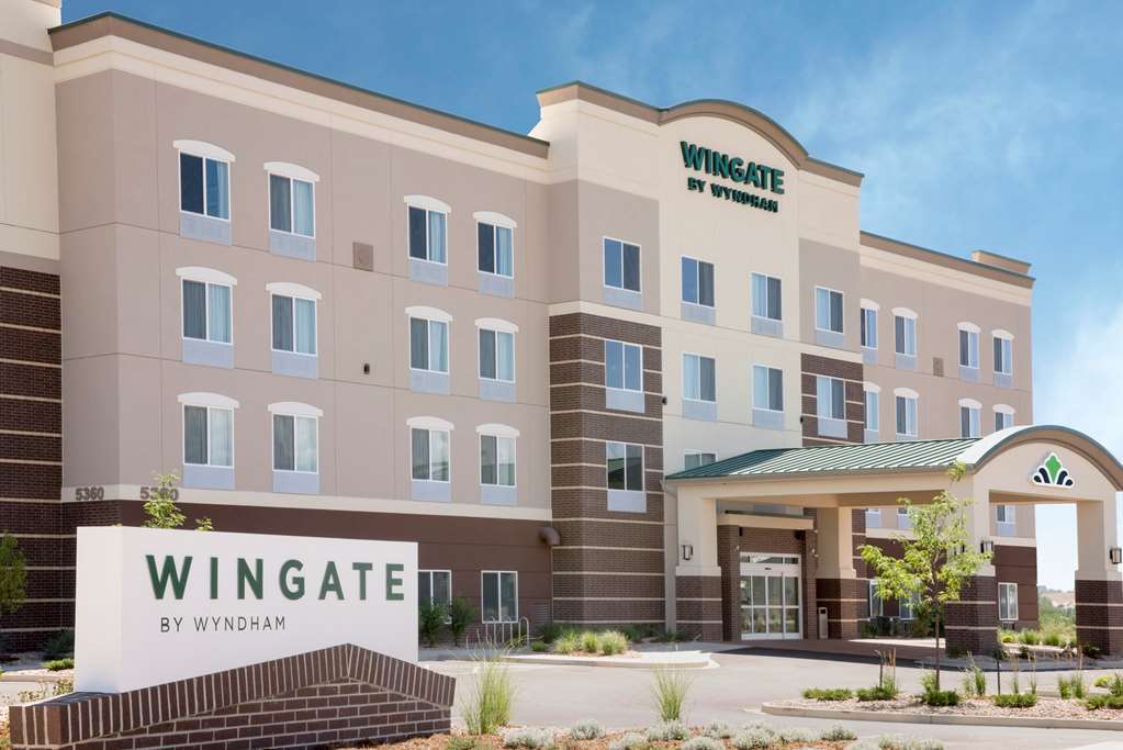 Wingate By Wyndham Airport 3*